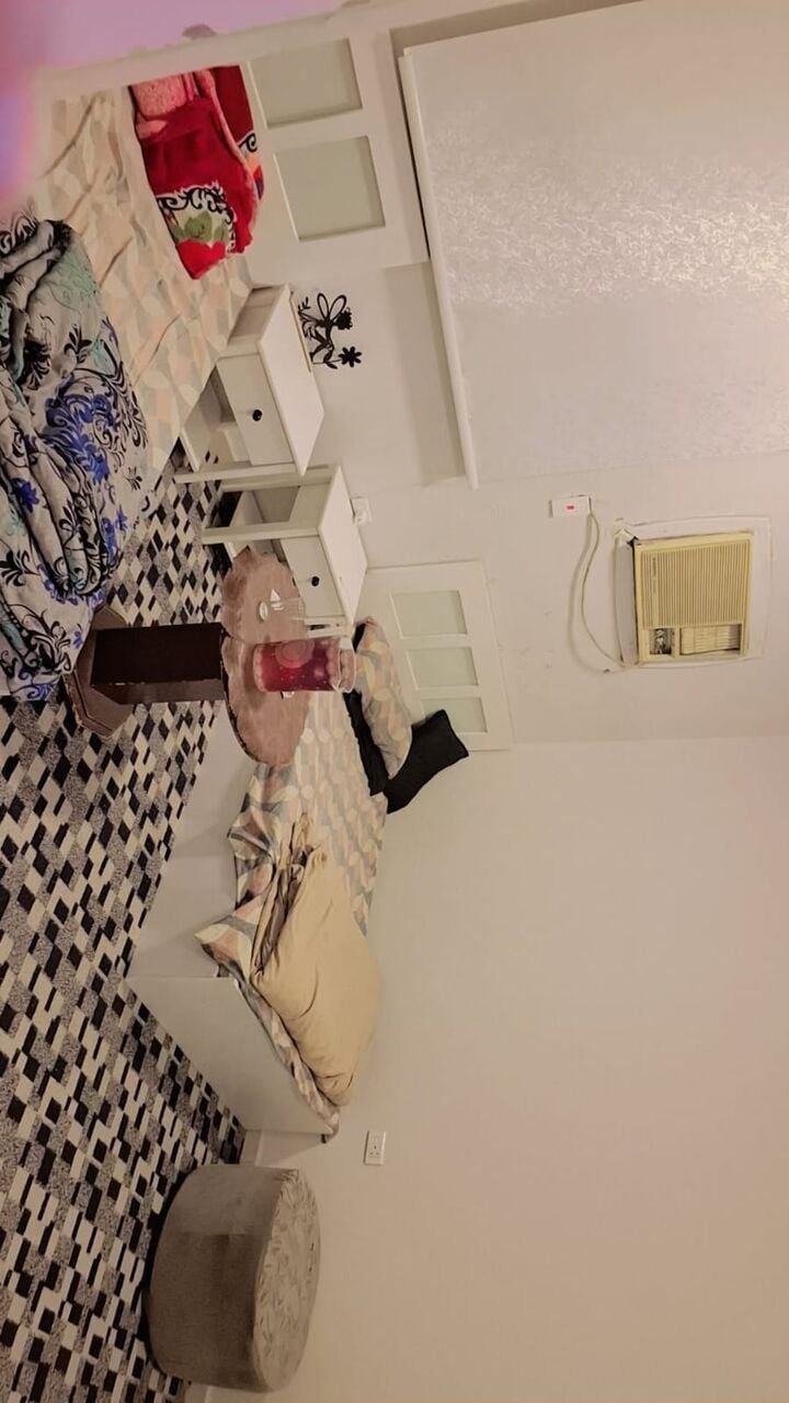 SAR 1800/month, 4 BR, Full Furnished Flat For Sale For Family