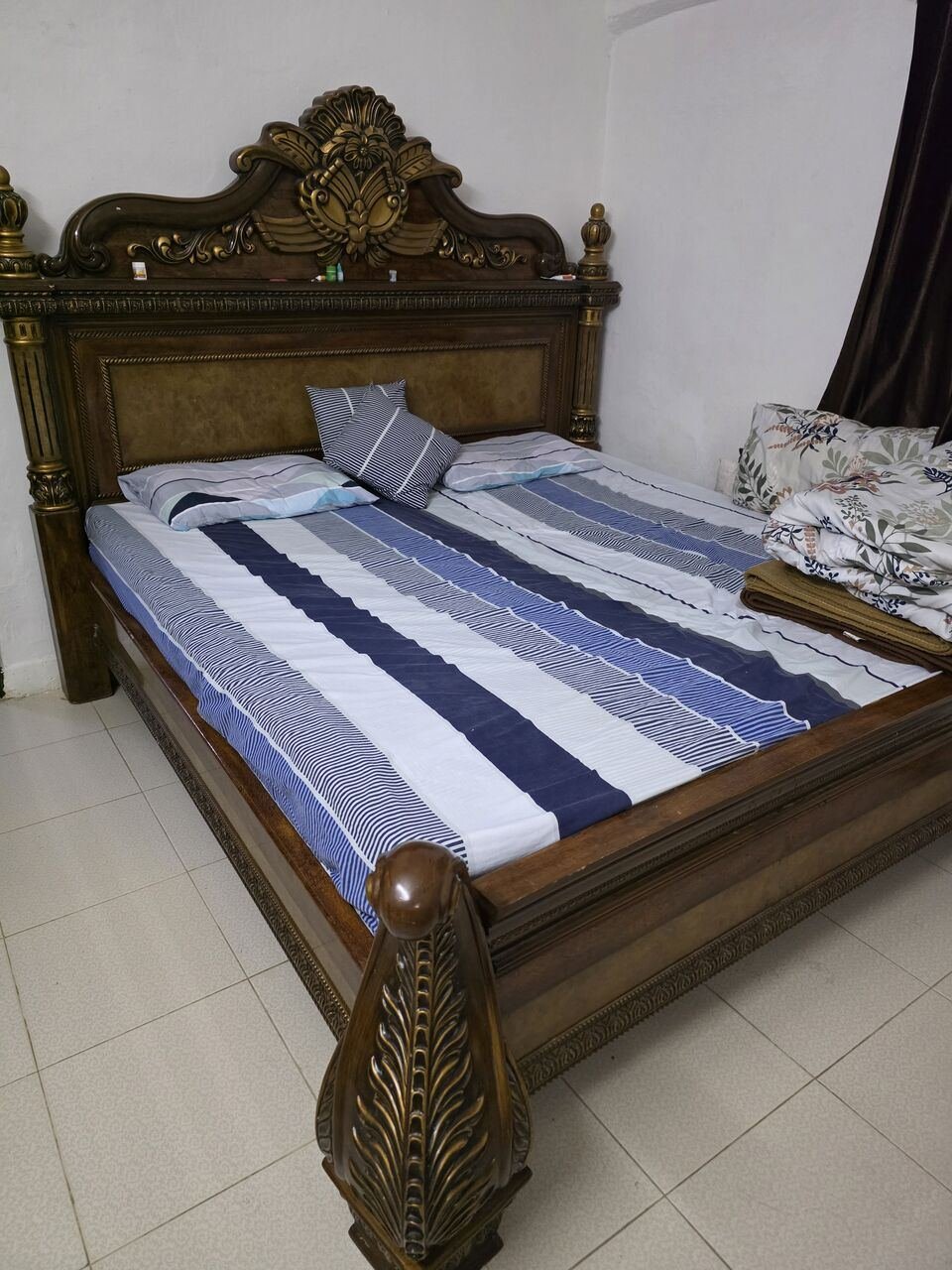 SAR 1, SAR 1, 1 King Size Bed Without Mattress, TV Unit & Dressing Table
