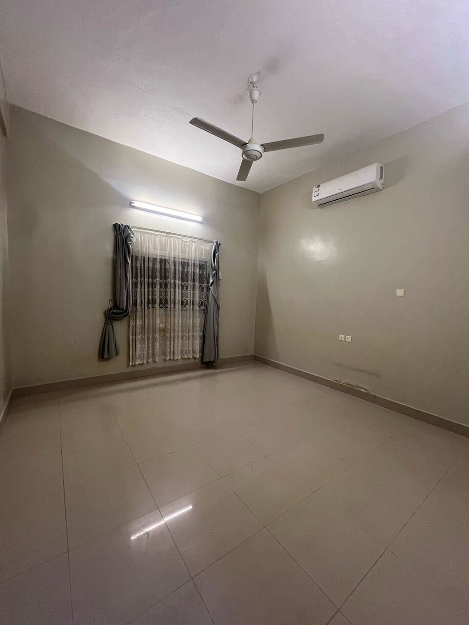 SAR 34000/year, 3 BR, FAMILY 3BHK