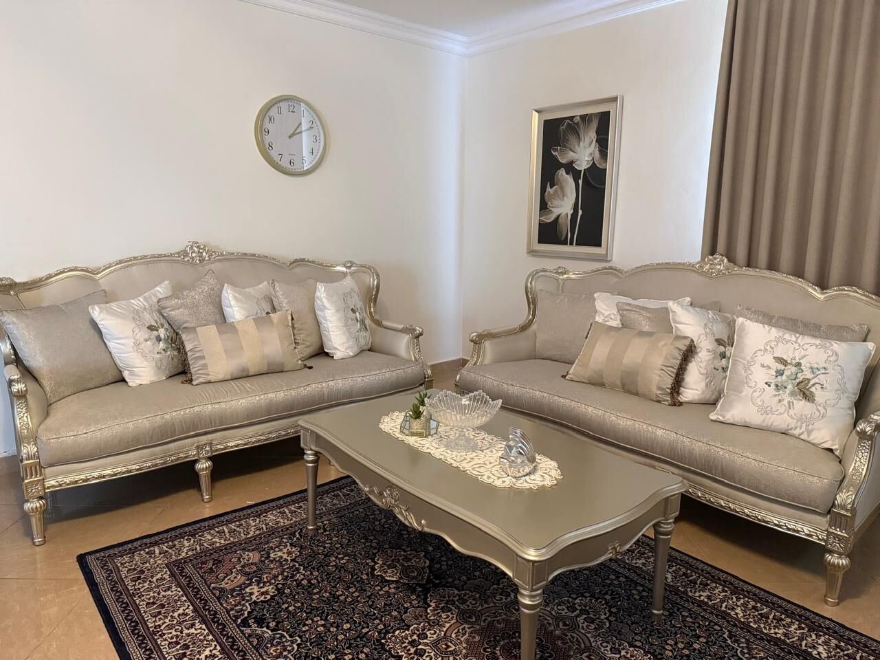SAR 3200, Sofa Set 6 Seater With Center Table