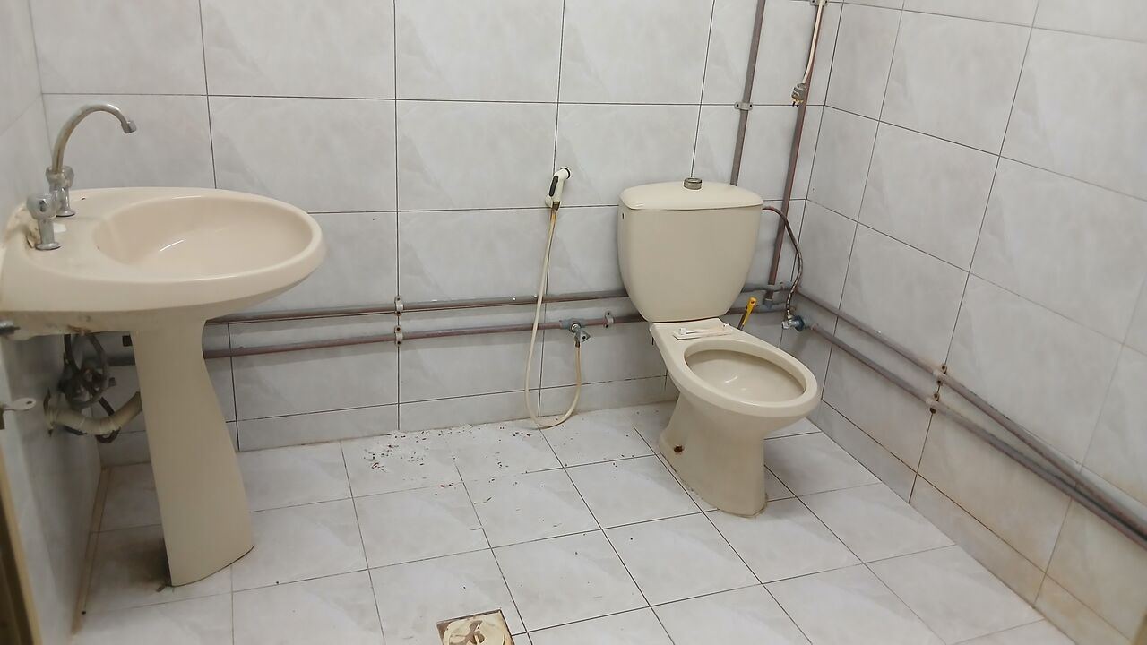 SAR 550/month, 1 Bedroom With Attached Bathroom For Rent 📍 Location: Near Al Wafa / Jawazat, 10th Stree