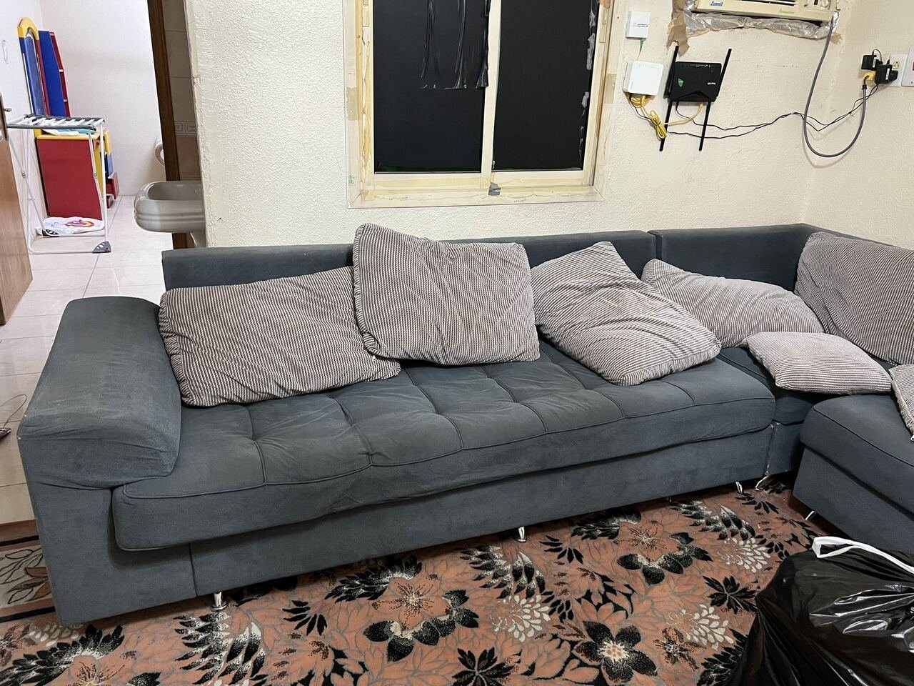 SAR 200, Want To Sell Some Furniture
