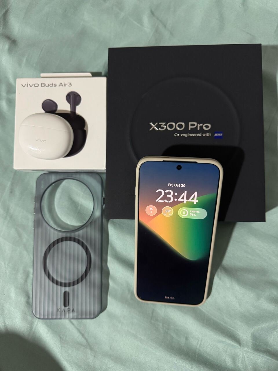 SAR 3800, Vivo X300 Pro 16gb 512gb