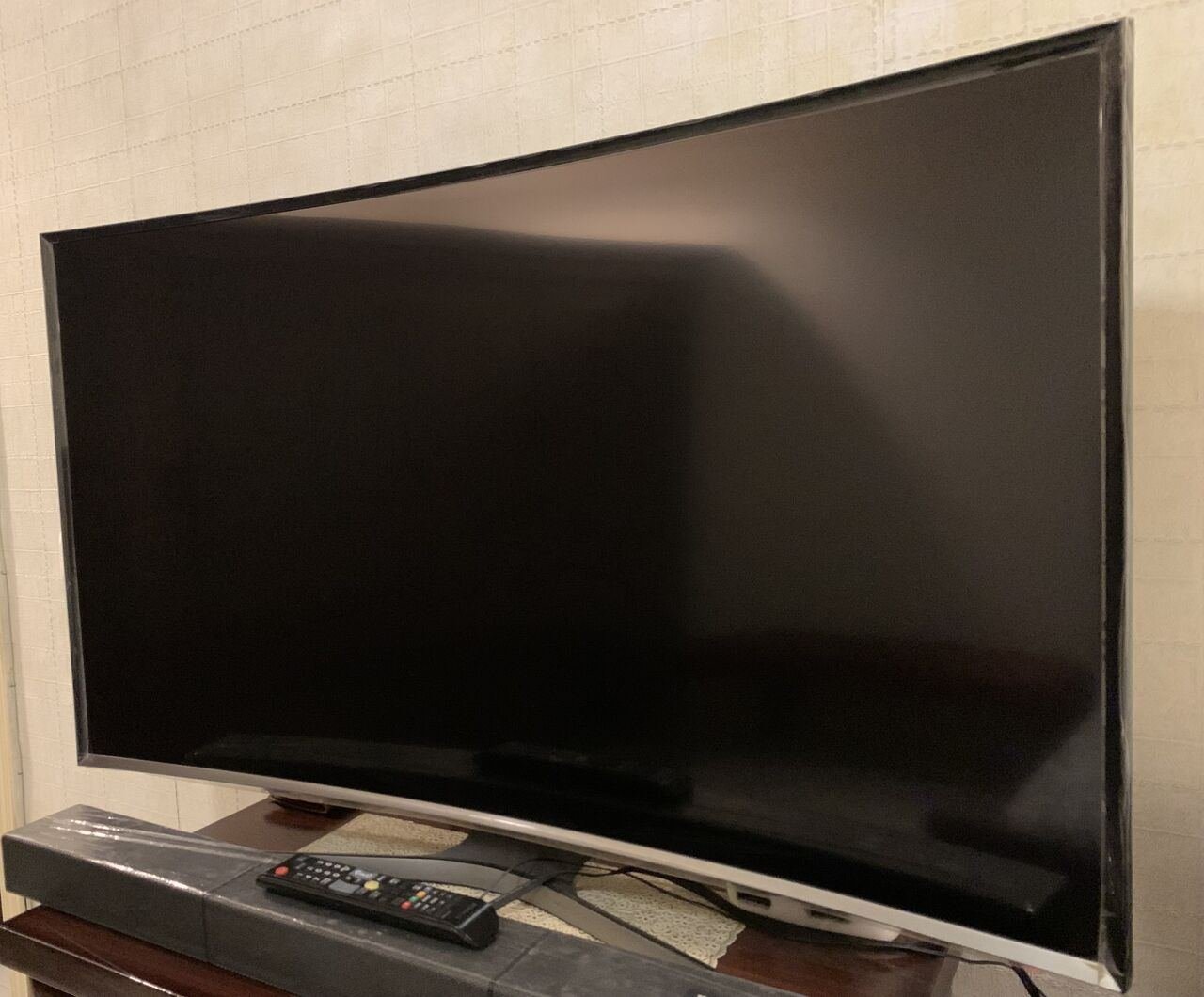 SAR 800, Samsung Led Curved 48 Inch.