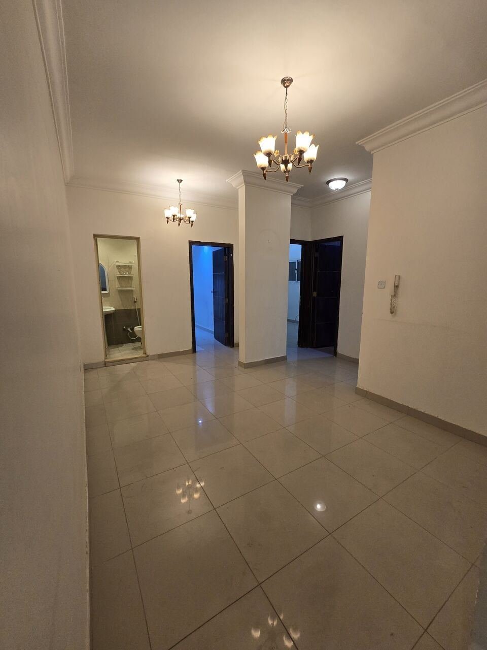 SAR 40000/year, 3 BR, 3 Bhk Without Furnished Room For Rent
