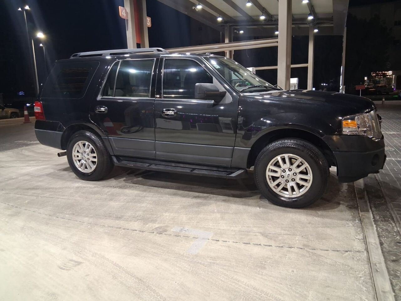 SAR 25000, Ford Expedition, 2012, Automatic, 400000 KM, For Sale