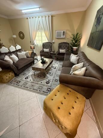 SAR 500, 7 Seater Sofa Set For Sale