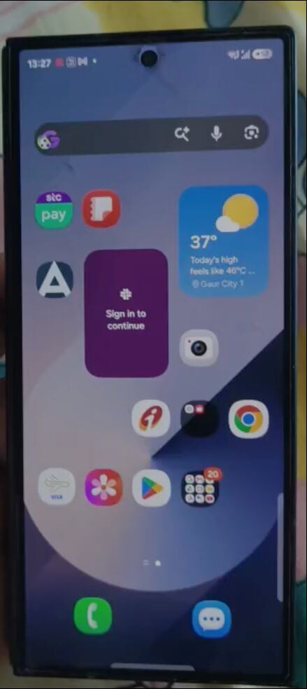 SAR 3800, Samsung Galaxy Z Fold6 | 3800 SAR | With Cover Excellent Condition