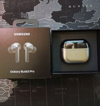 SAR 400, Samsung Galaxy Buds 3 Pro (Black / Galaxy AI) – Like New