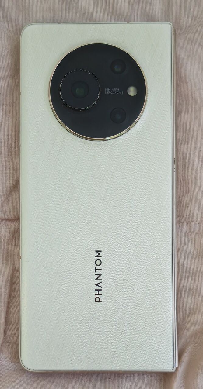SAR 1250, Tecno Phantom V Fold 12 GB – 256 GB Inner Display Not Working - Only Mobile