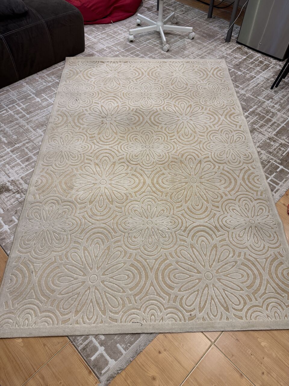 SAR 60, Rugs / Carpets
