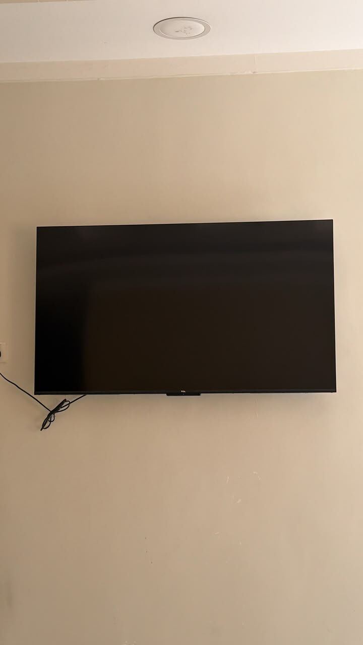 SAR 900, TV (TCL)