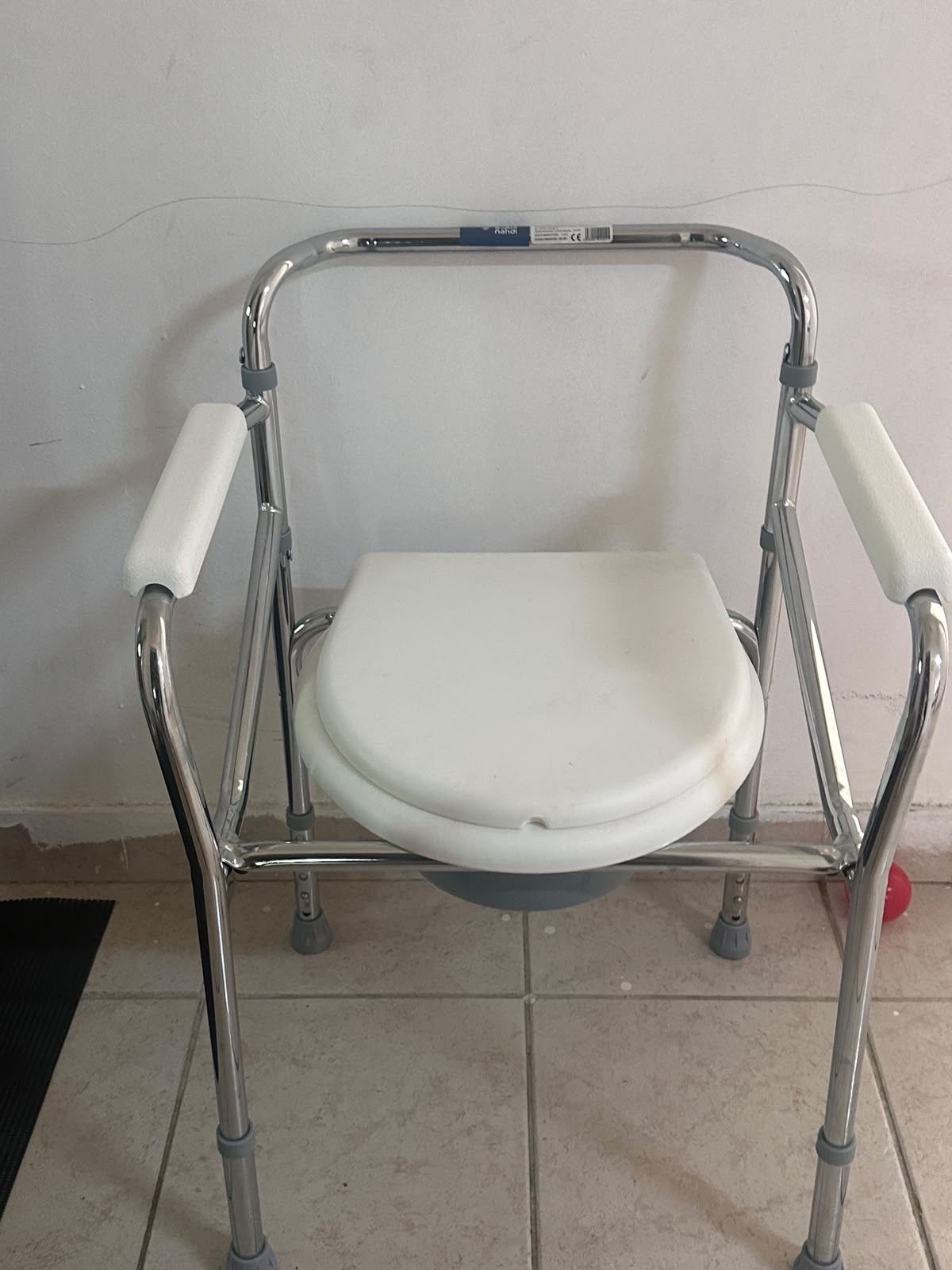 Medical wheel chair and washroom chair free