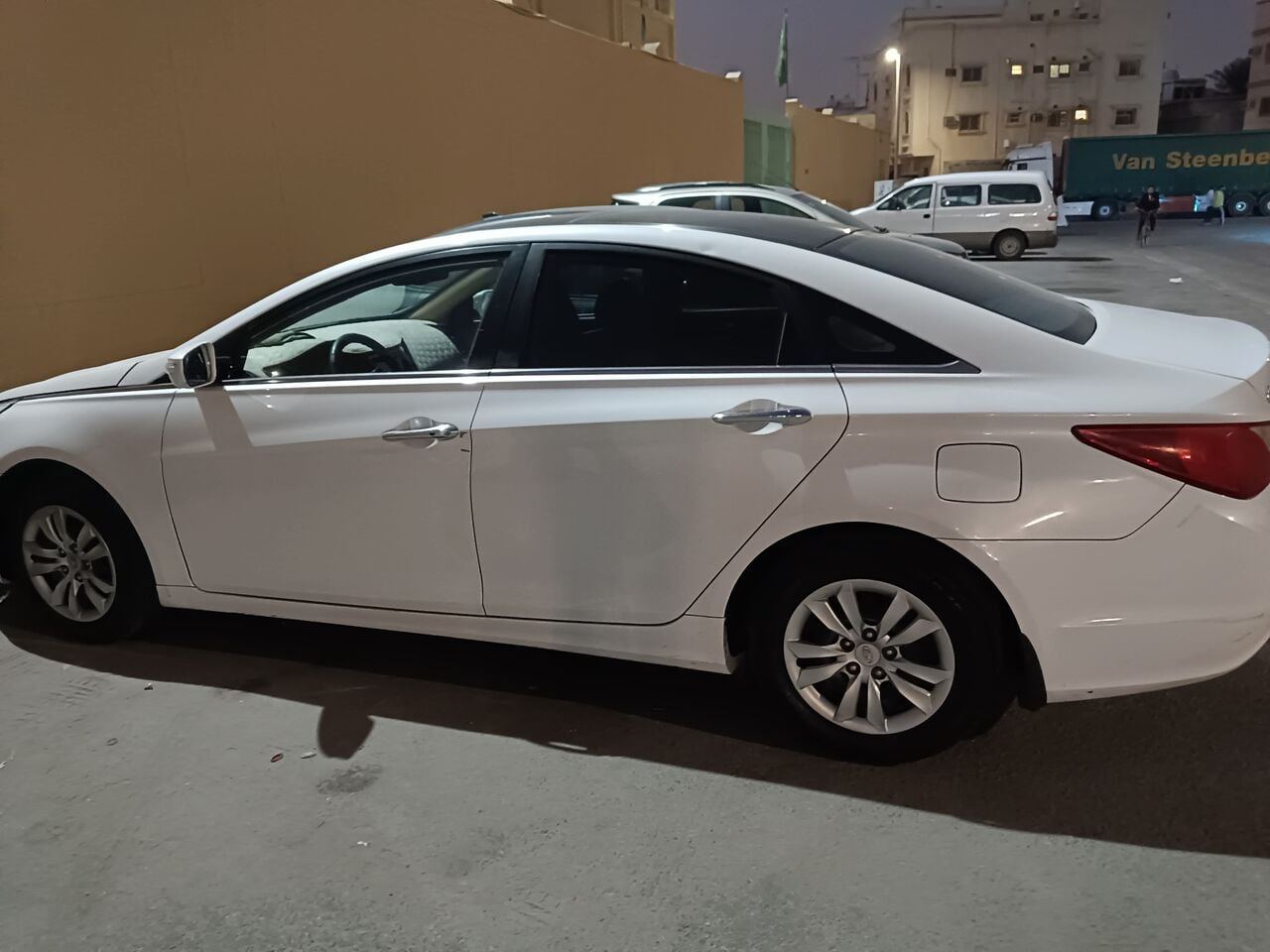 SAR 25000, Hyundai Sonata, 2013, Automatic, 410000 KM,