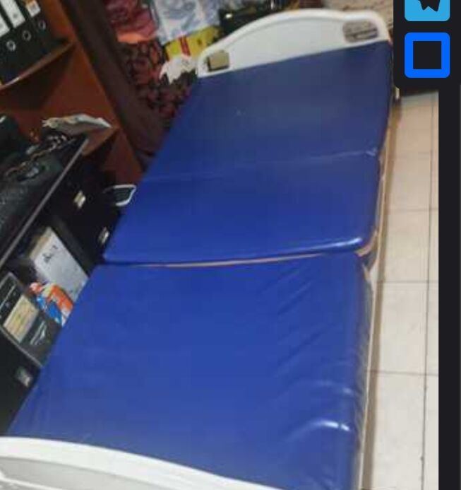 SAR 1, Manual Hospital Bed And Toilet For Disabled