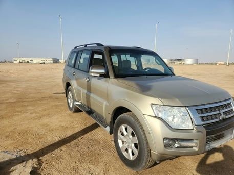 SAR 56, Mitsubishi Pajero, 2017, Automatic, 105000 KM, Pajero Excellent Condition Rabigh City