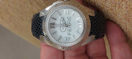 SAR 690, NEW GF Watch Big Dial 42mm For Men Original Swiss Made 690 Riyals