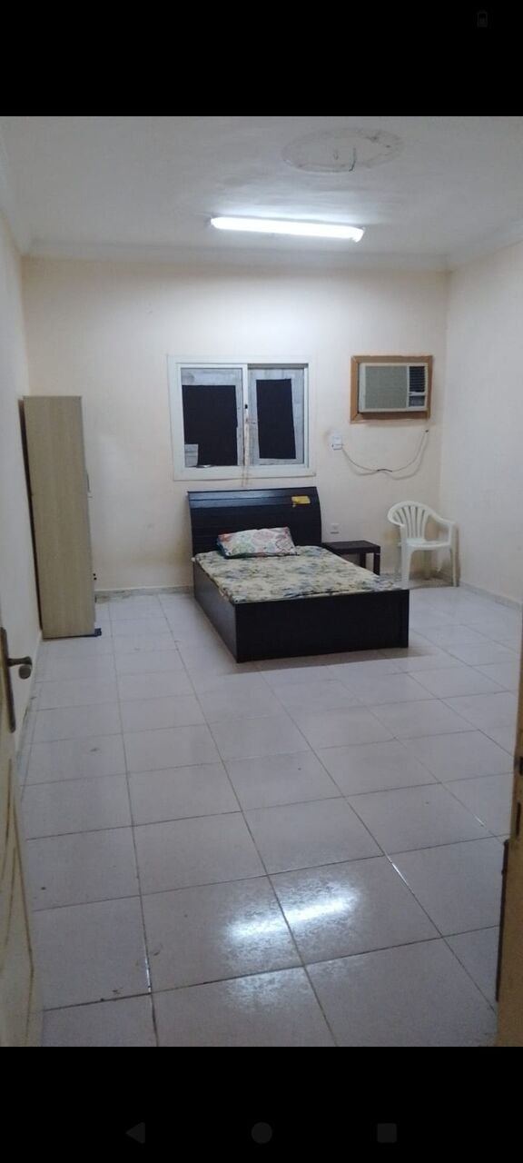 SAR 1400/month, Furnished, 1 Person/small Family Big Separate Room & Toilet For Rent(Inc.Electricty+Internet) Azizia