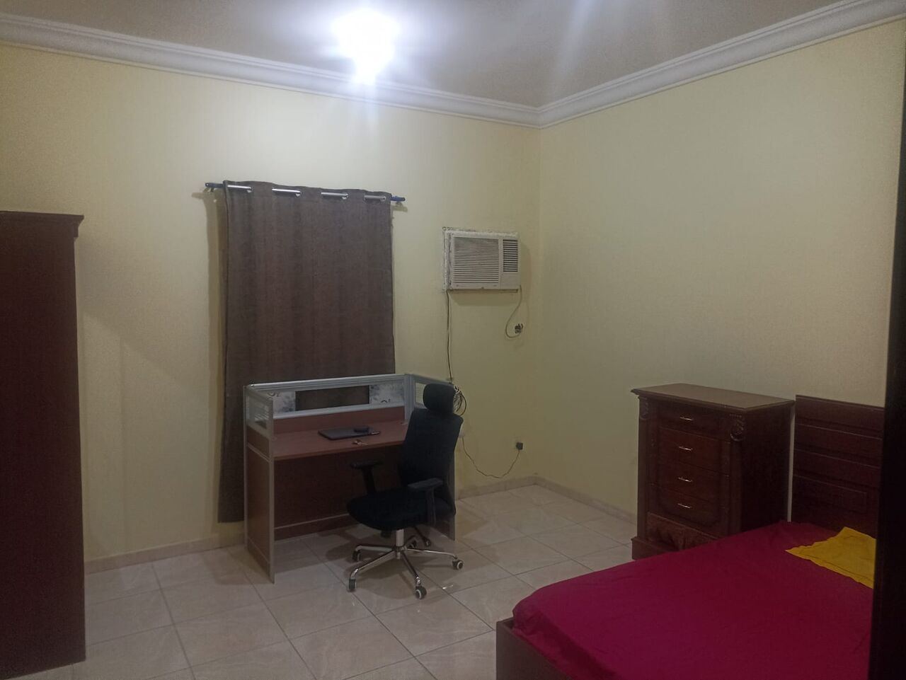 SAR 1150/month, Shared 2BHK Apartment – Fully Furnished Private Room For Indian Bachelor
