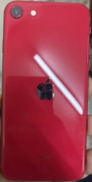 SAR 600, Apple Iphone Se (2nd Edition)