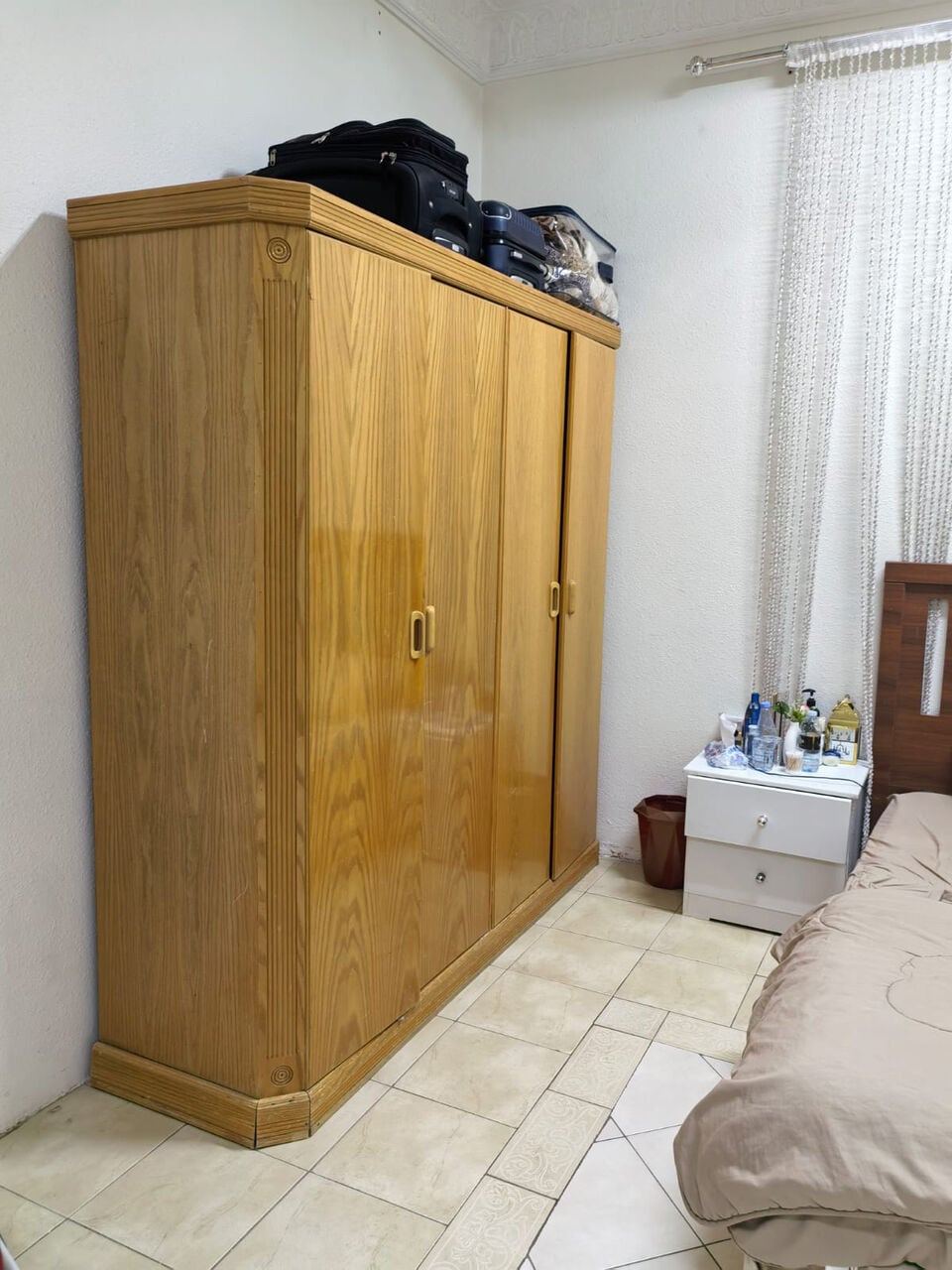 SAR 600, Ac ,fridge ,washing Machine And Room Set
