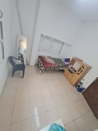 SAR 650/month, Single Room Available For 1 Person Pakistan Indian Bangladesh