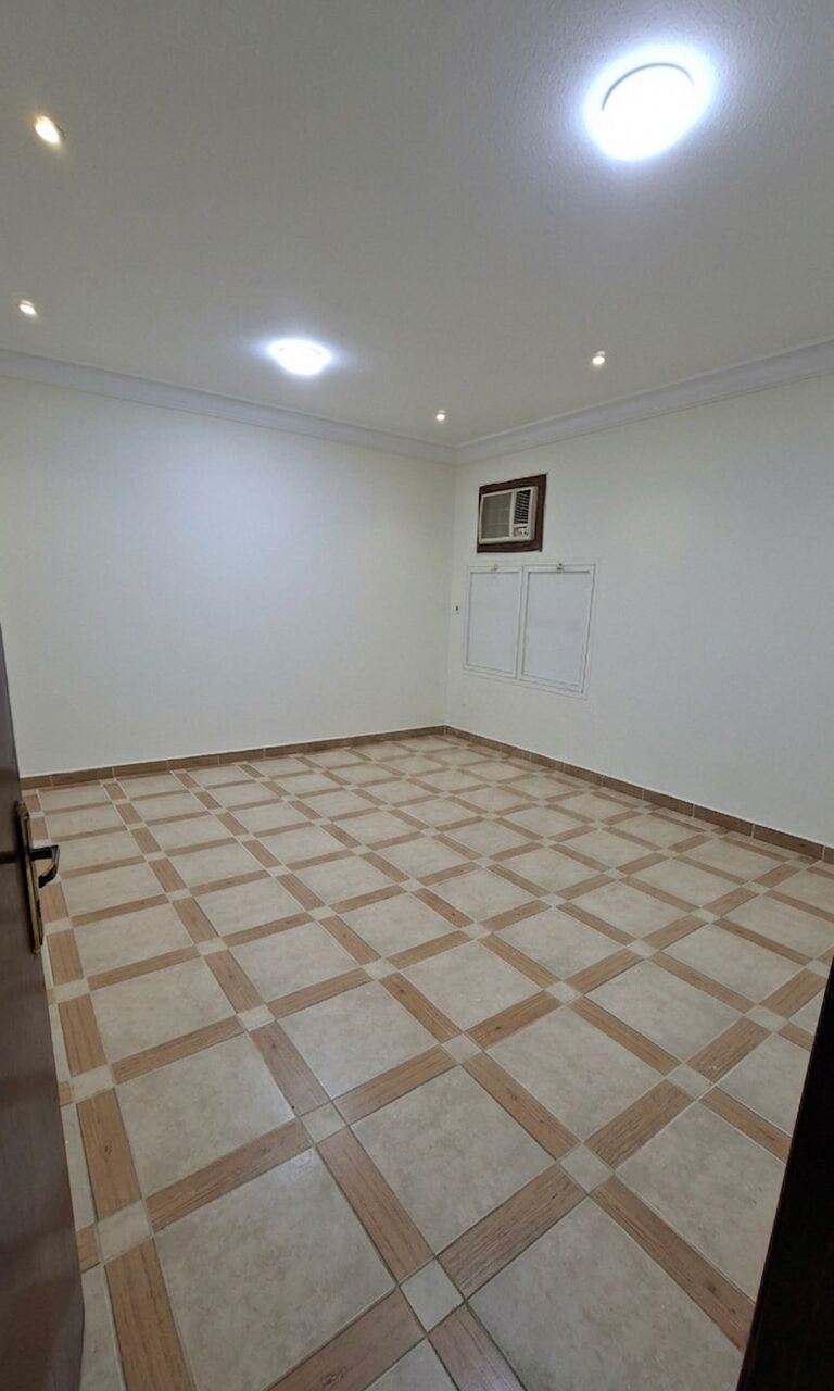 SAR 1200/month, 1 BR, 50 Sq. Meter, 1 Big Room Available For Rent - Al Hamra, Riyadh