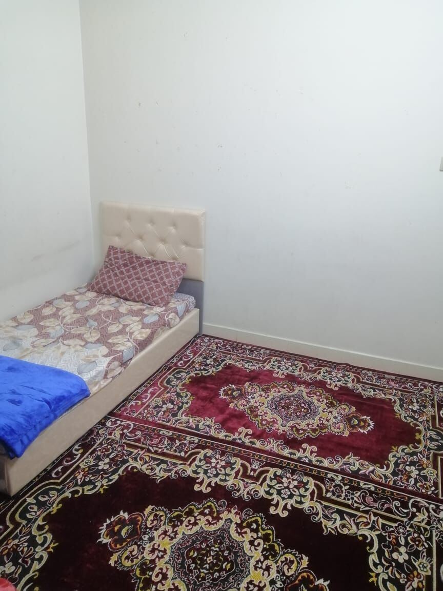 SAR 667/month, Furnished, Bedspace Available In A Family Flat Located In Hara New Building Lift Available