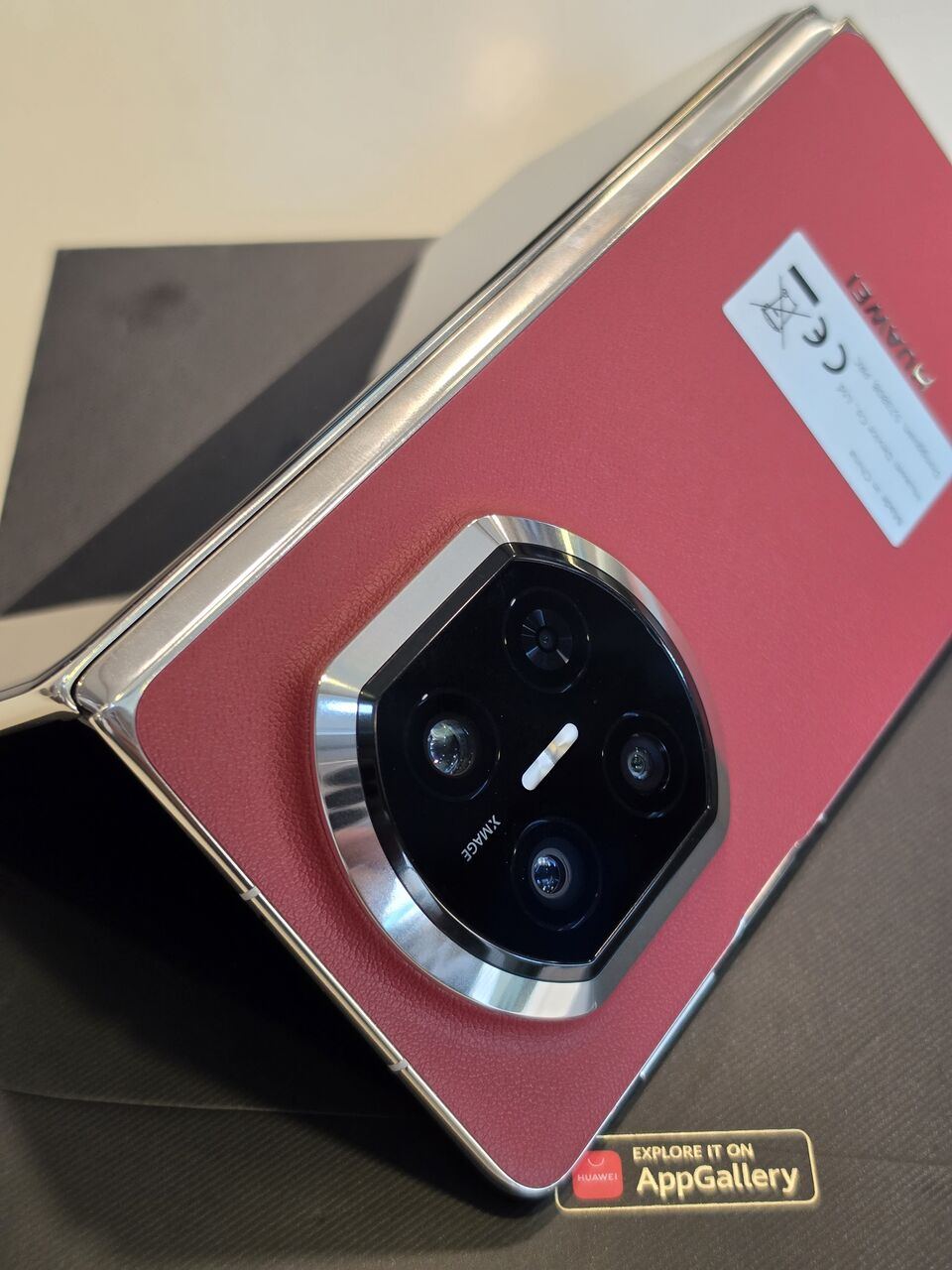 SAR 3500, Huawei Mate X7 512 I 16 GB Ram
