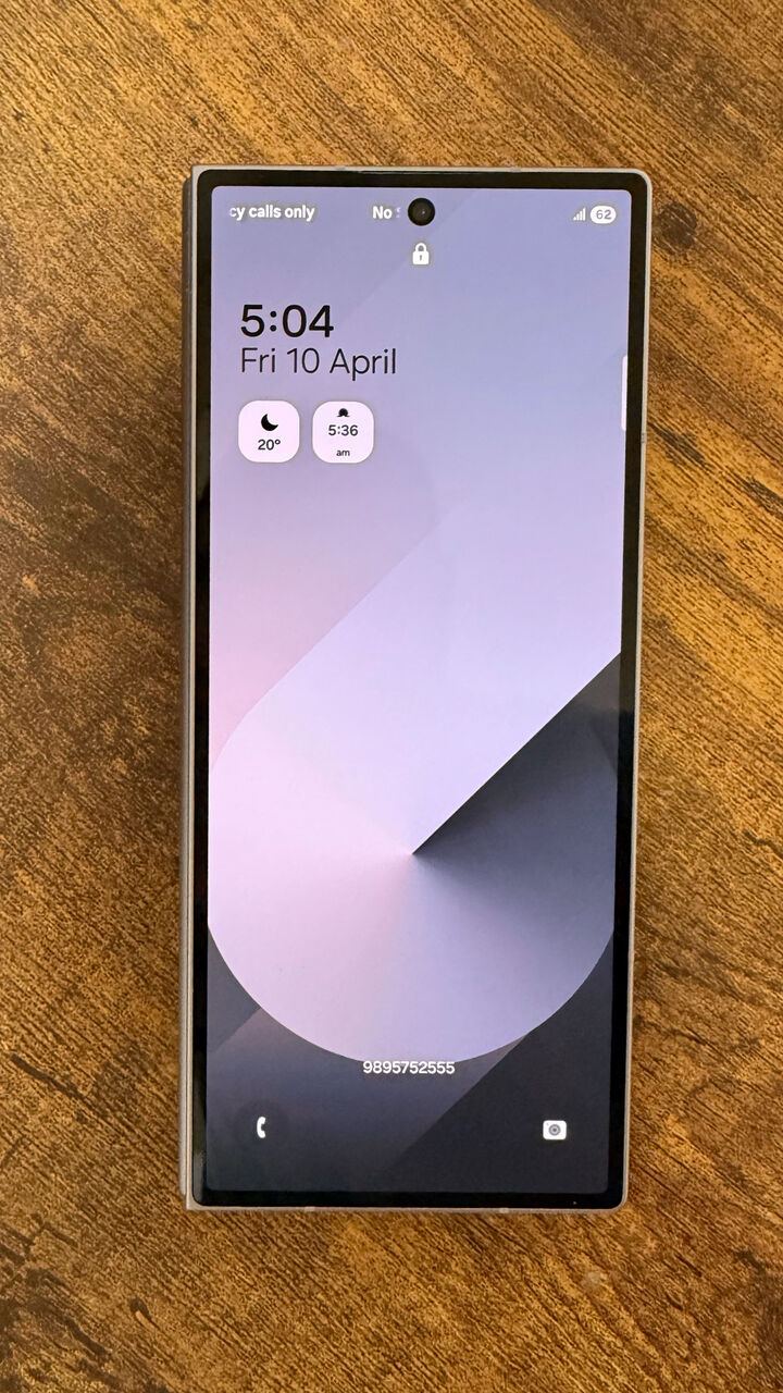 SAR 3500, Samsung Z Fold 6 512gb Silver Color