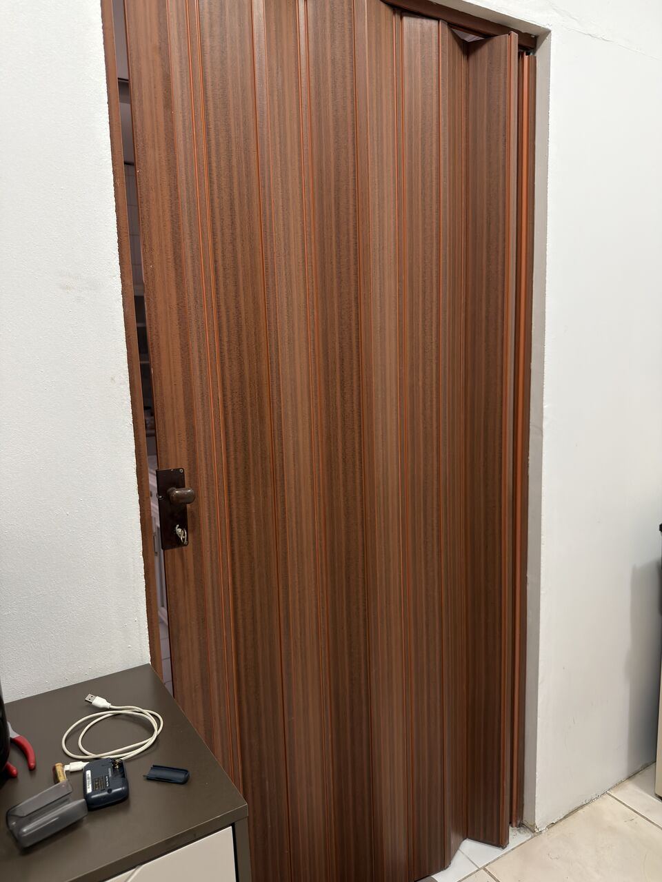SAR 75, Folding Door