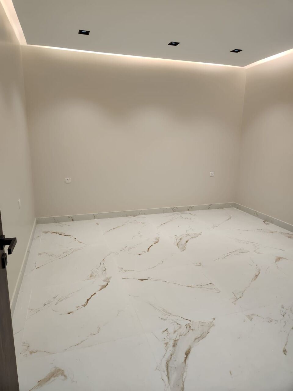 SAR 30000/year, 3 BR, 2100 Sq. Feet, Newly Built Apartment For Rent For The First Time.