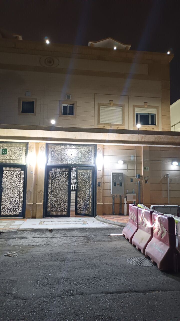SAR 100/day, Rooms Available For Per Day & Bed Space For Day And Night.