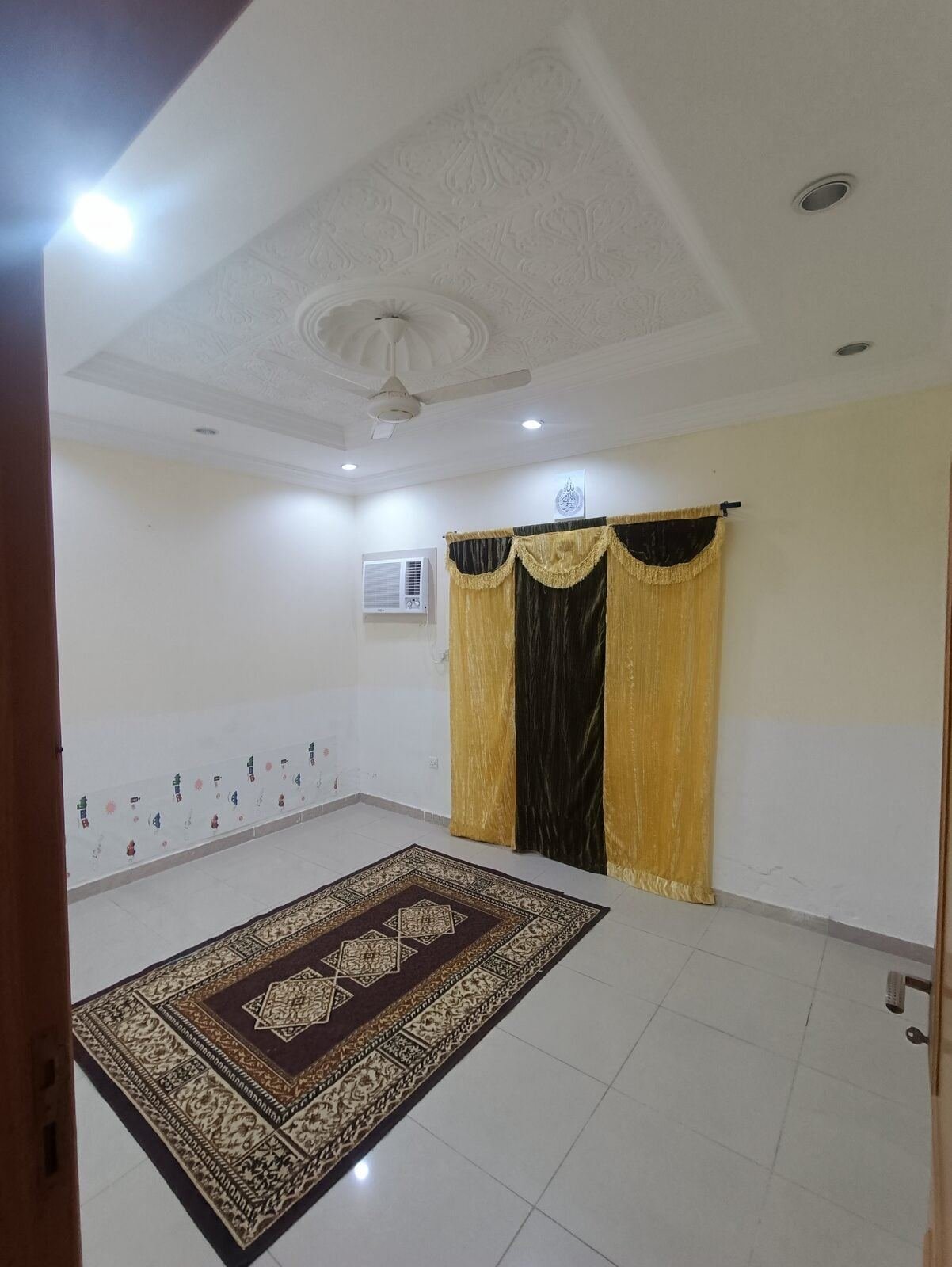 SAR 1000/month, Good Room & Attached Wash Room With New Ac For 1 Single Urdu Speaking Non Smoking