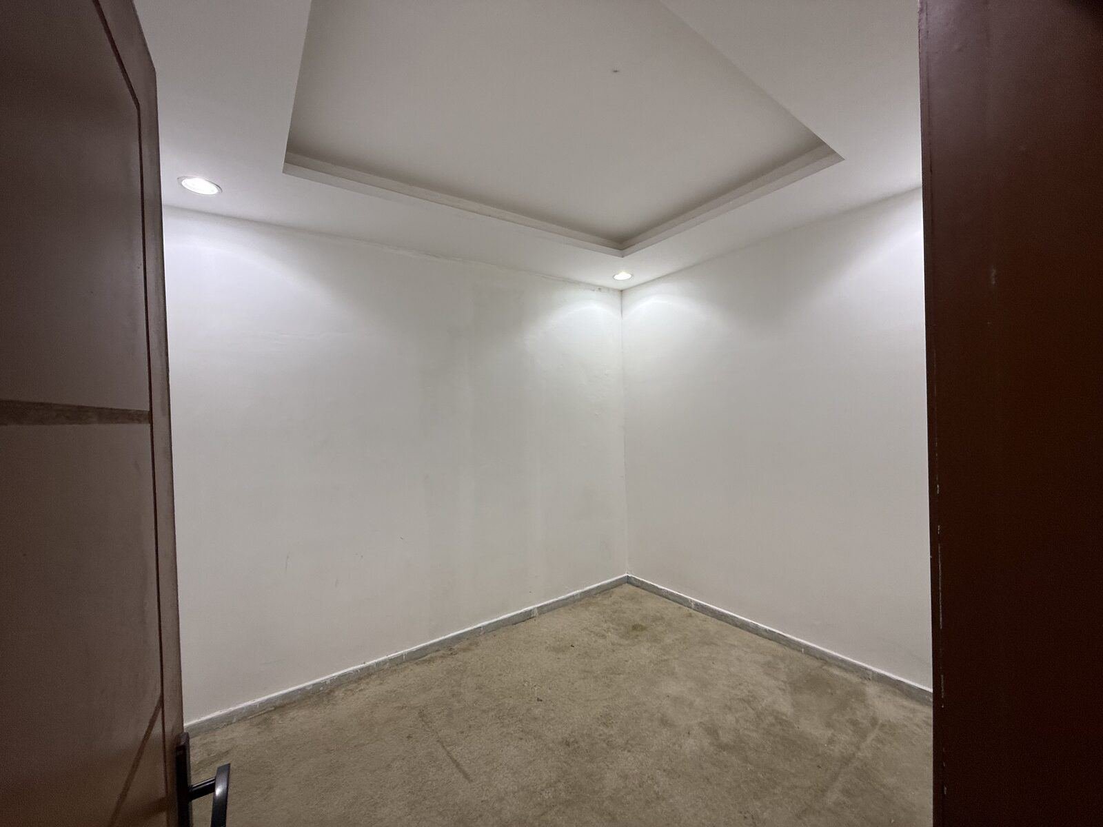 SAR 1200/month, Bachelor Room Available