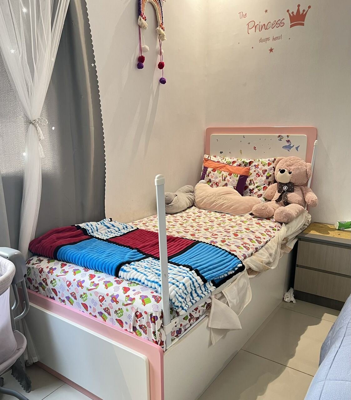 SAR 800, Single Bed With Mattress