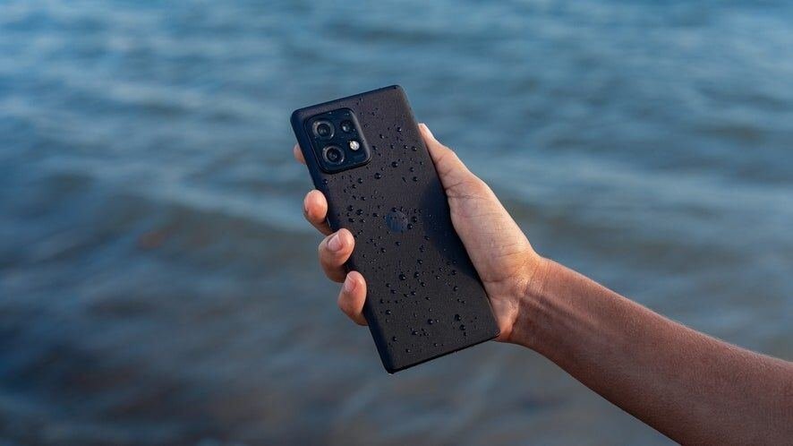 SAR 1200, MOTO EDGE 40 PRO 512GB, 165HZ HDR10+ OLED, WATERPROOF, 8K VIDEO, SD 8 GEN 2, NEW CONDITION