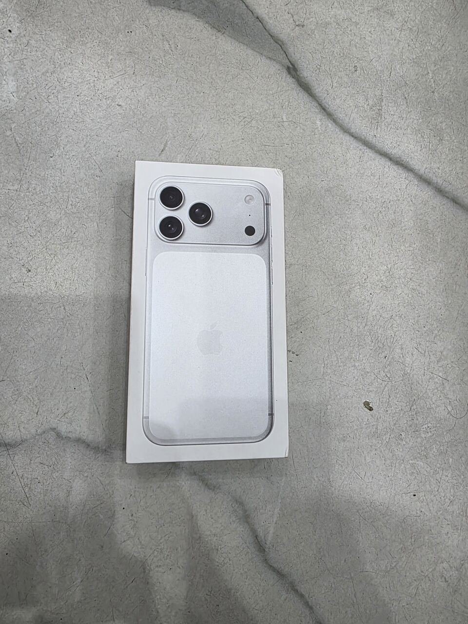 SAR 5700, IPhone 17 Pro Max 512gb Box Packed Sealed Pack Only Serious Buyer Contact Me Swap Ok