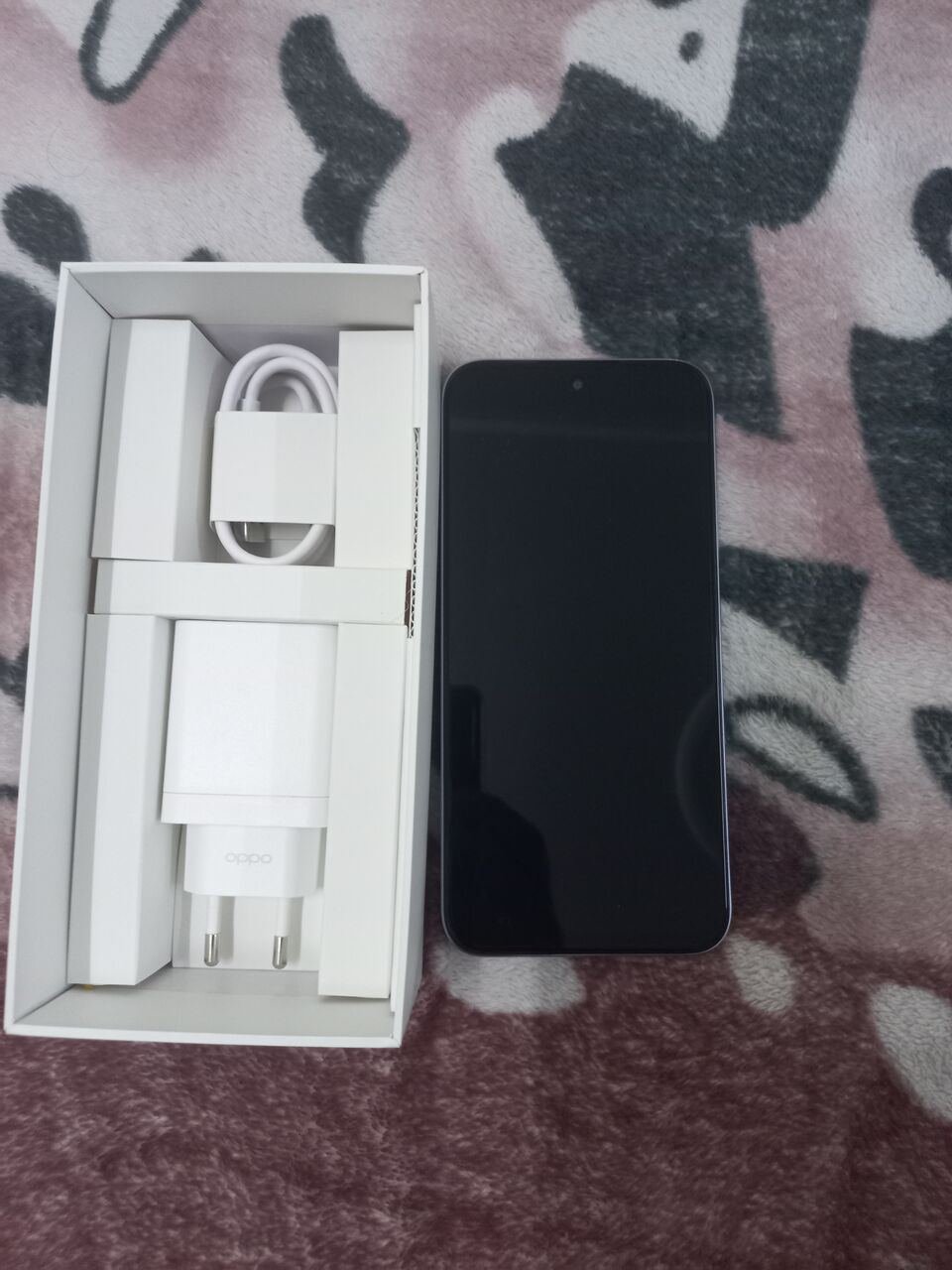 SAR 600, Assalam O Alikum Plz Contact Serious Buyer