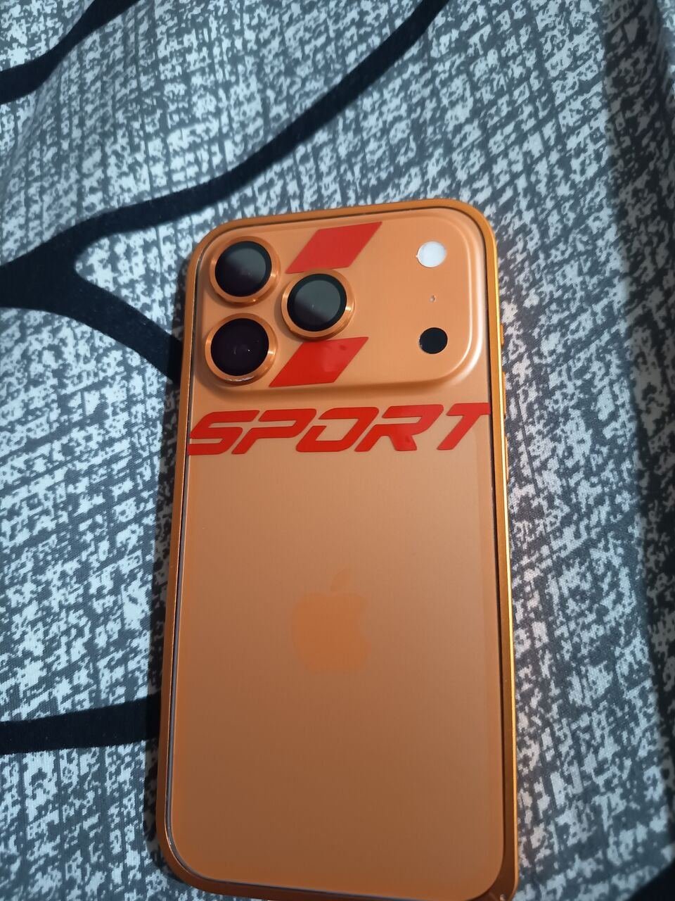SAR 1600, Iphone 15 Pro 512GB